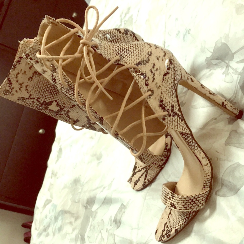 Beautiful sexy heels brand new! No box